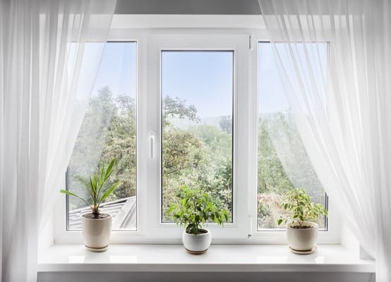 Ventana mixta PVC-aluminio